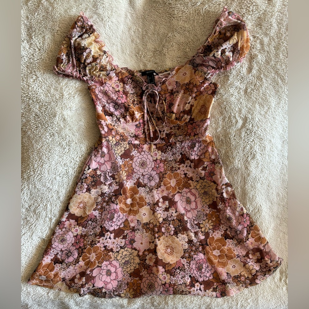 Forever 21 Pink and brown floral mini dress with a flattering fit